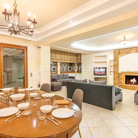 Luxury Appartment, Only 7 Minutes From Thessaloniki Airport And 15 Minutes From City Center ,For 8-23 People Also For Gatherings And Parties Neon Rysion 外观 照片