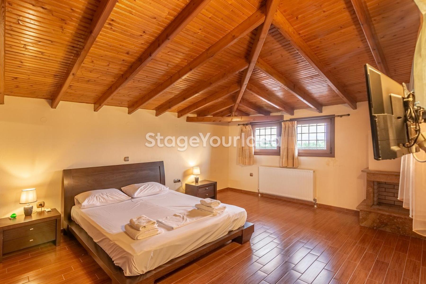 Luxury Appartment, Only 7 Minutes From Thessaloniki Airport And 15 Minutes From City Center ,For 8-23 People Also For Gatherings And Parties Neon Rysion 外观 照片