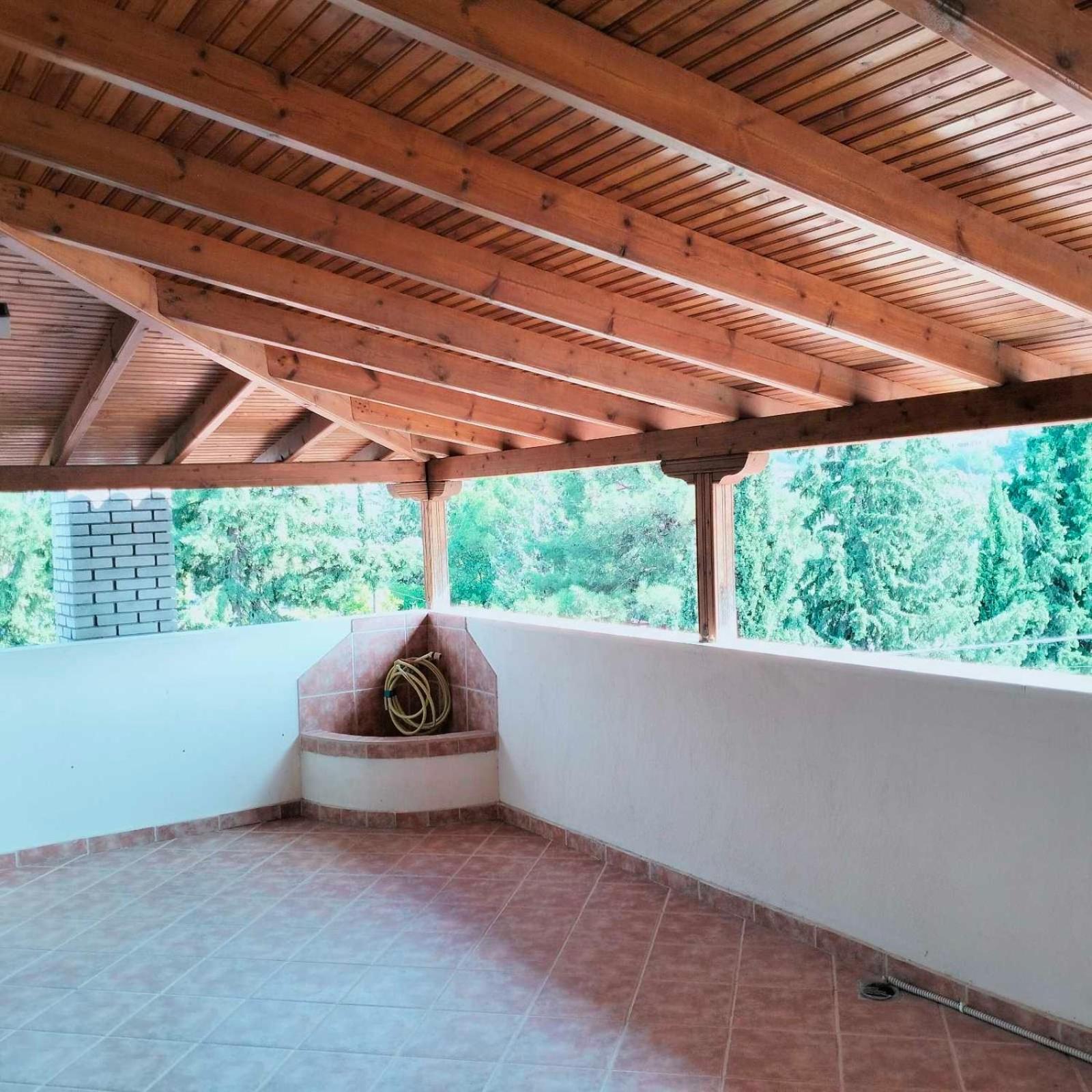 Luxury Appartment, Only 7 Minutes From Thessaloniki Airport And 15 Minutes From City Center ,For 8-23 People Also For Gatherings And Parties Neon Rysion 外观 照片